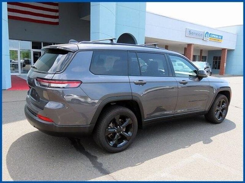 2024 Jeep Grand Cherokee L Altitude XImage 7