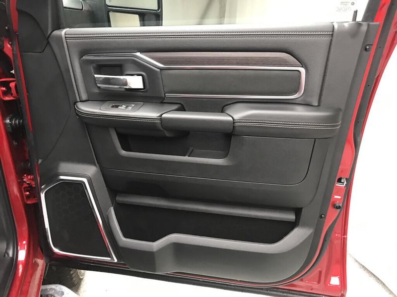 New 2026 RAM 2500 Laramie Crew Cab 4x4 6