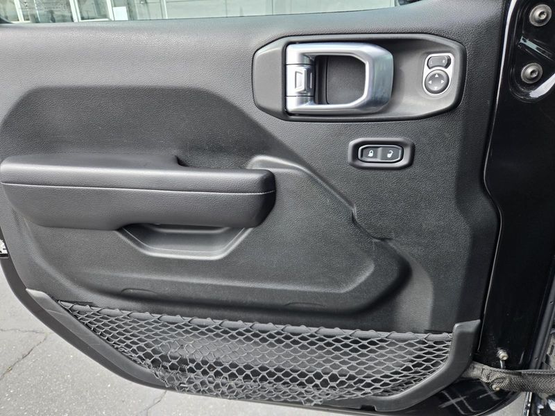 Used 2020 Jeep Gladiator Sport S 4x4