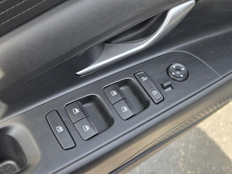 Used 2022 Hyundai Elantra SEL IVT