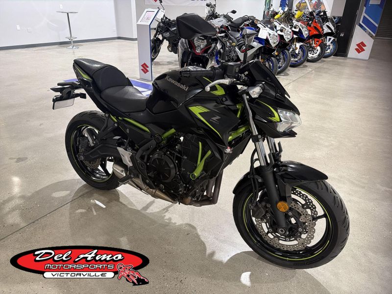 Used 2022 Kawasaki Z650  in a BLACK exterior color. Victorville Del Amo Motorsports 760-241-7387 delamomotorsportsofvictorville.com 