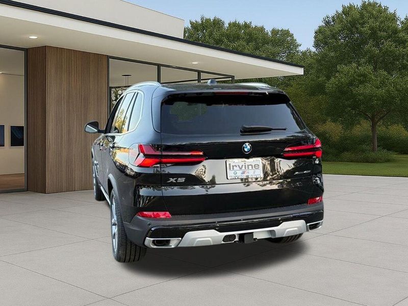 New 2026 BMW X5 xDrive40iImage 10