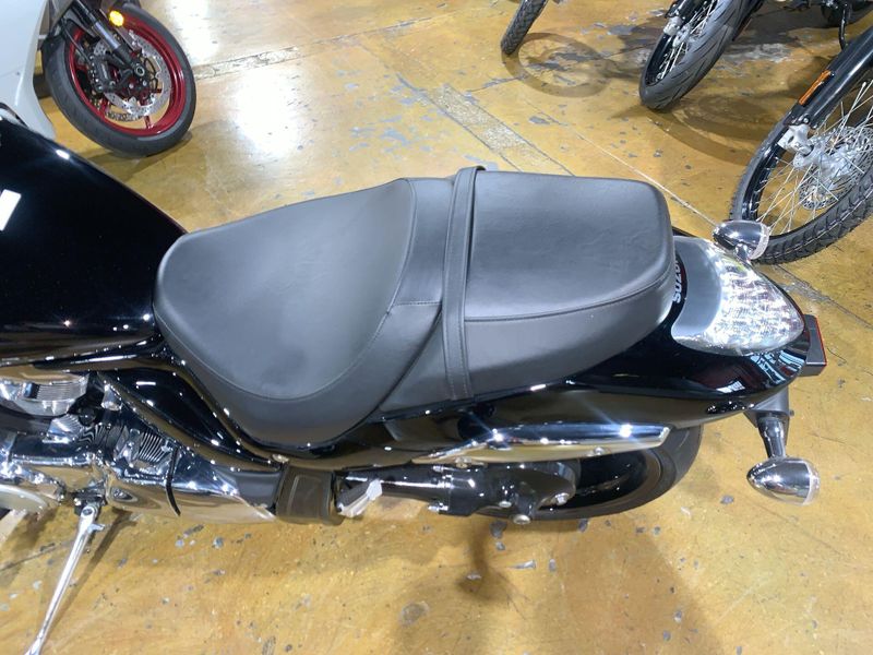 New 2025 Suzuki BOULEVARD M109R Image 21