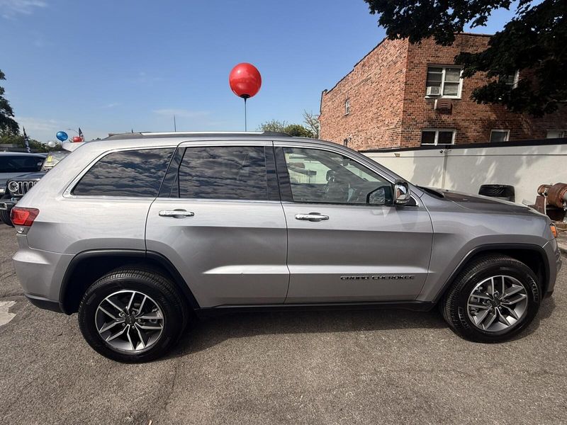 2021 Jeep Grand Cherokee Limited photo 8
