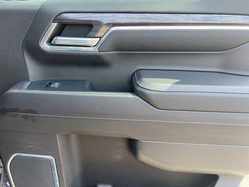 2023 Chevrolet Silverado 1500 LTZImage 23