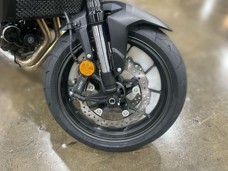 New 2025 Honda CB750 HORNET Image 23