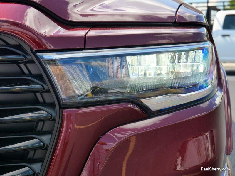 New 2026 RAM 1500 Laramie Crew Cab 4x4 5'7' Box