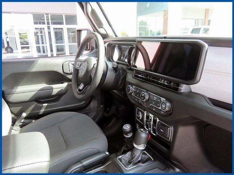 New 2025 Jeep Wrangler 4-DOOR SPORT S