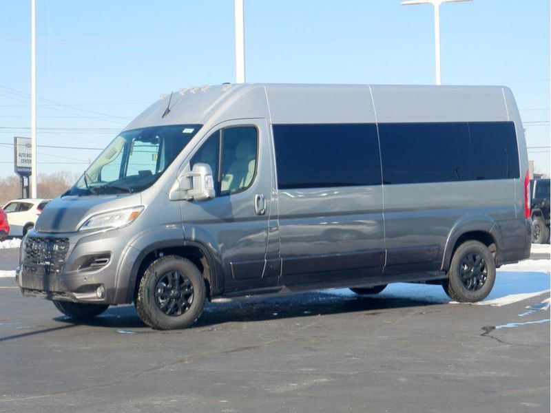 2024 RAM Promaster 2500 Slt+ Window Van High Roof 159