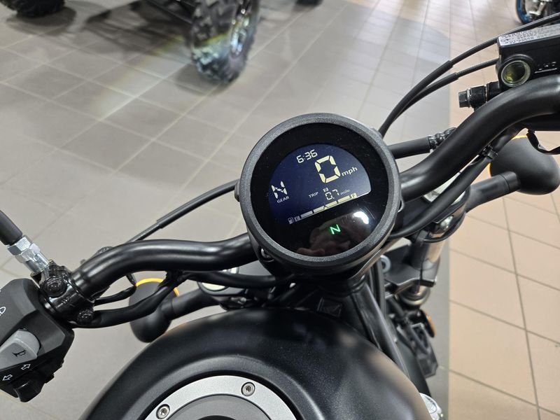 2025 Honda REBEL 300 MATTE BLACK METALLIC Image 18