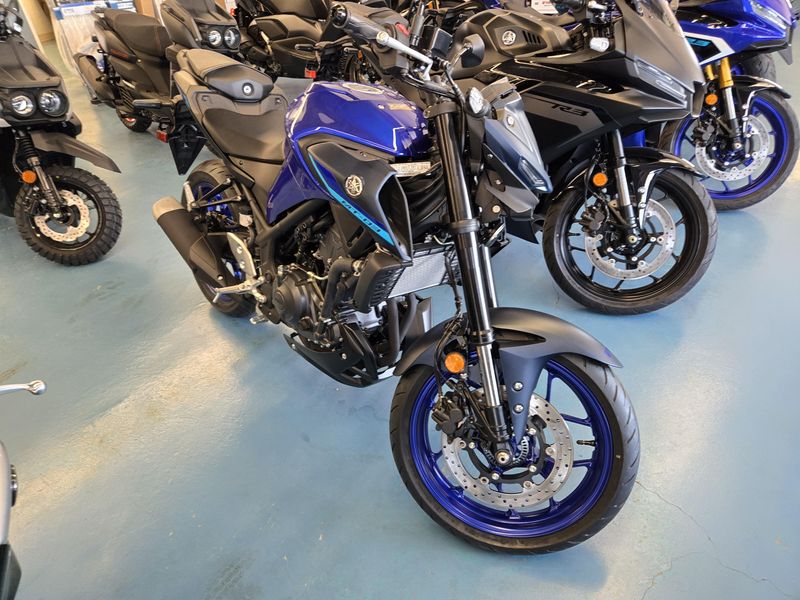 2025 Yamaha MT03 TEAM BLUE Image 1