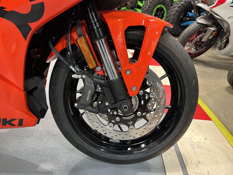 New 2026 Suzuki GSX-8R Image 17