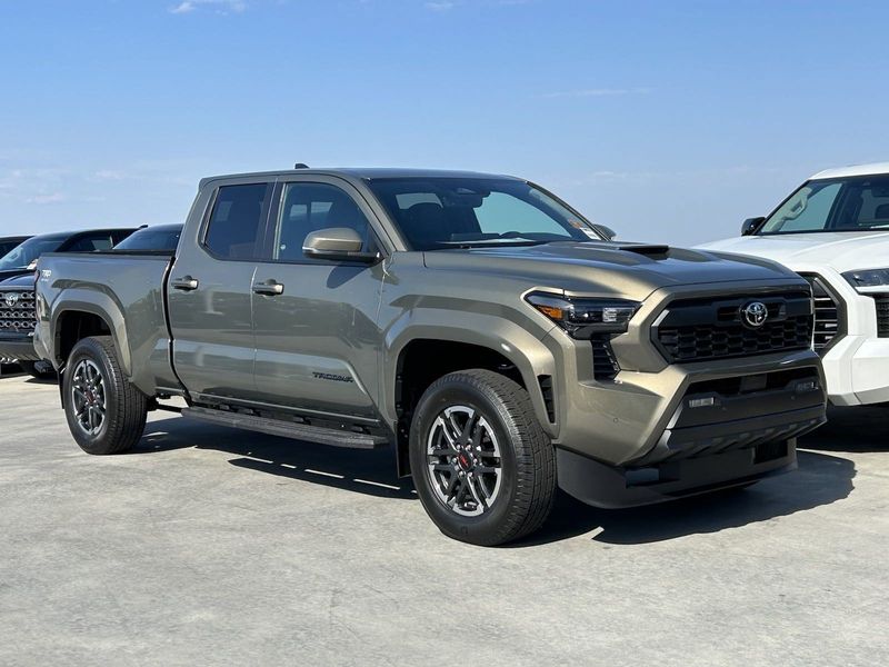 2024 Toyota Tacoma TRD SportImage 2