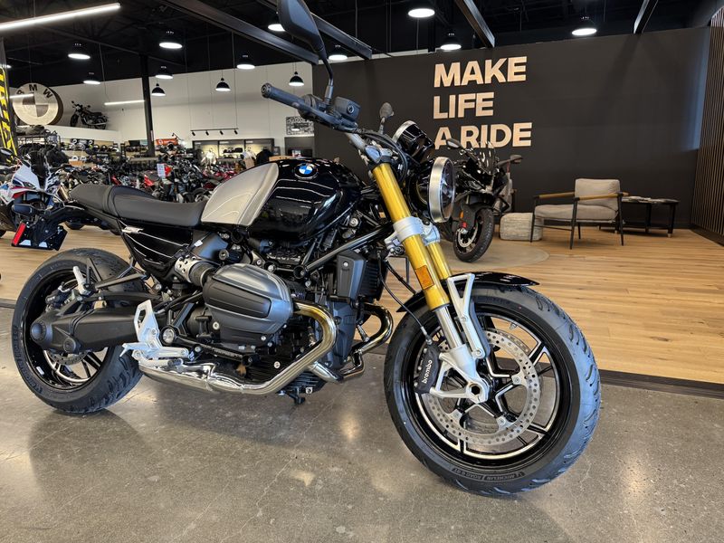 2025 BMW R 12 nineT - BLACK STORM METALLIC