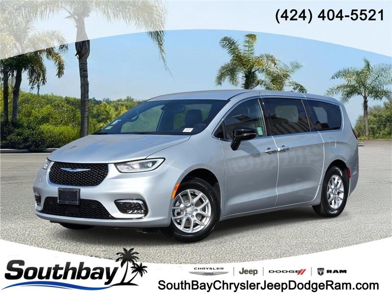 New 2026 Chrysler Pacifica Select FWD