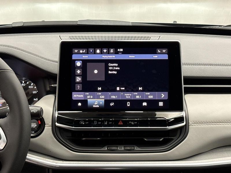 New 2026 Jeep Compass Limited 4x4Image 9