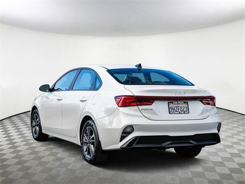 2023 Kia Forte LXSImage 6