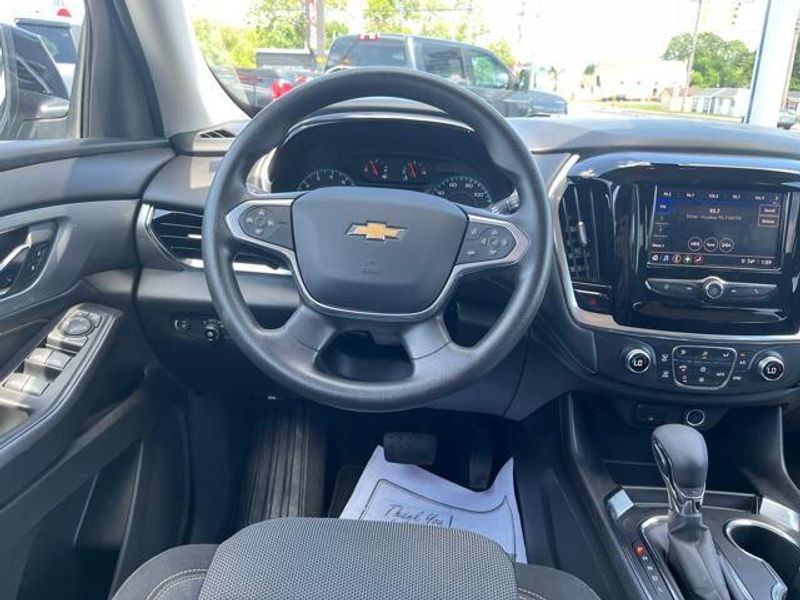 2021 Chevrolet Traverse LS