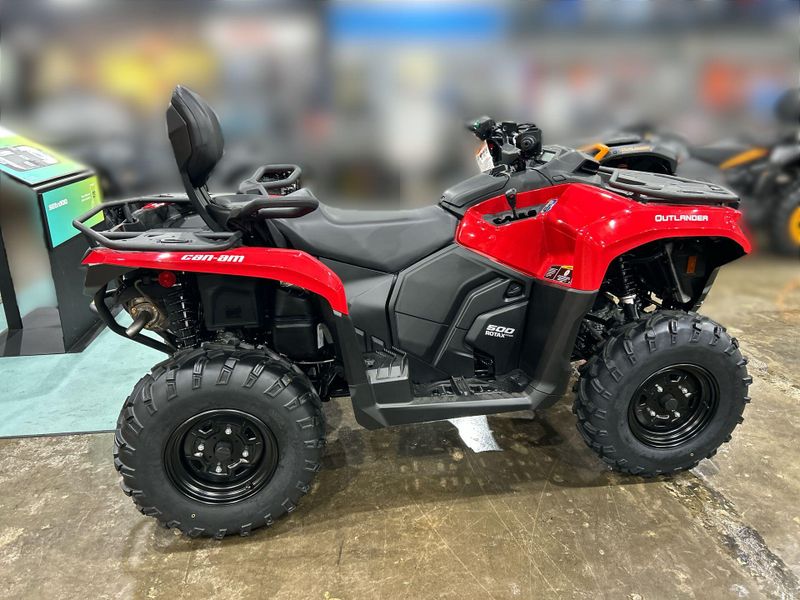 New 2026 Can-Am OUTLANDER MAX DPS 500 Image 16