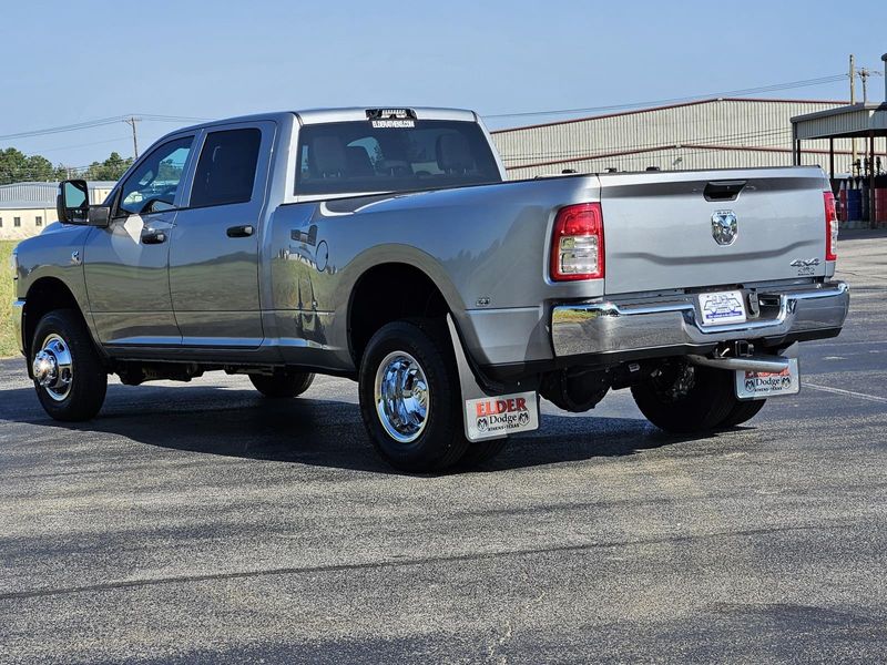 2024 RAM 3500 Tradesman Crew Cab 4x4 8