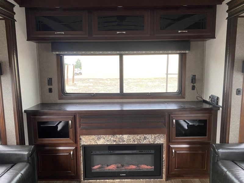 2018 JAYCO Pinnacle Image 23