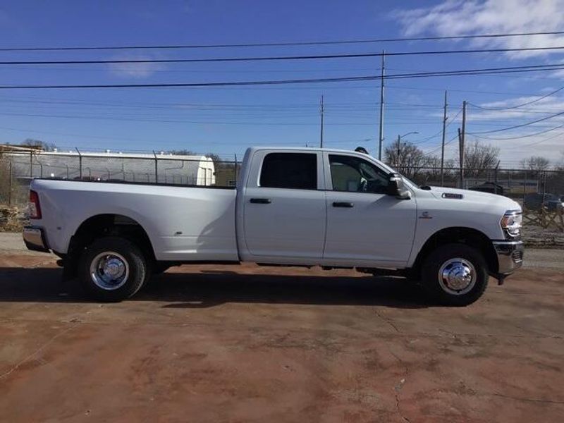 2024 RAM 3500 Tradesman Crew Cab 4x4 8