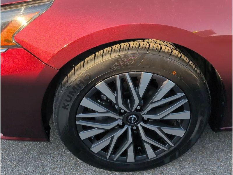 Used 2023 Nissan Altima 2.5 SVImage 9