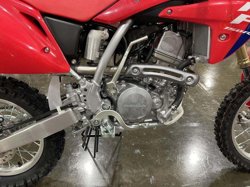 2025 Honda CRF150R Image 11