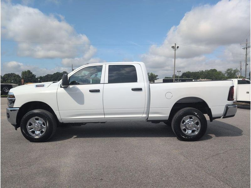 2025 RAM 2500 Tradesman Crew Cab 4x4 6