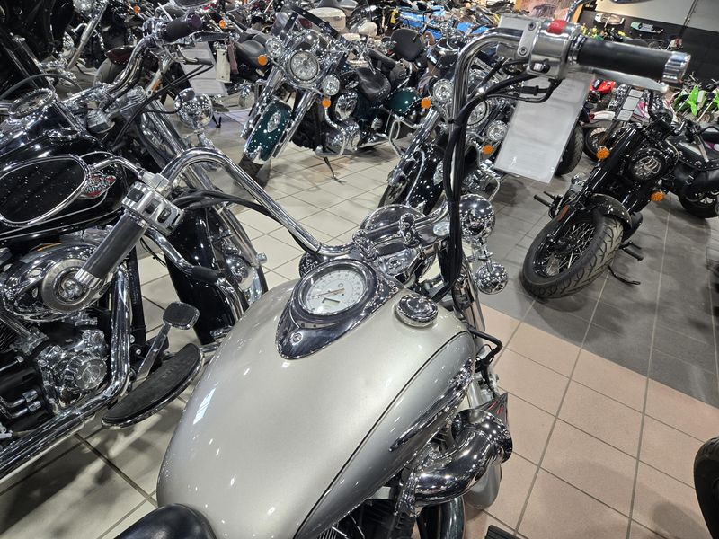 USED 2006 YAMAHA V STAR 1100 SILVERADO Image 13