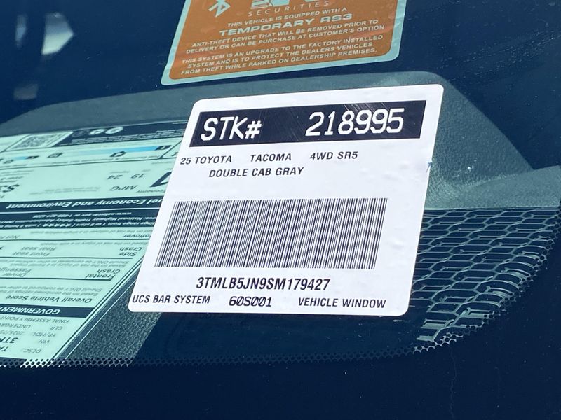 New 2025 Toyota Tacoma SR5Image 21