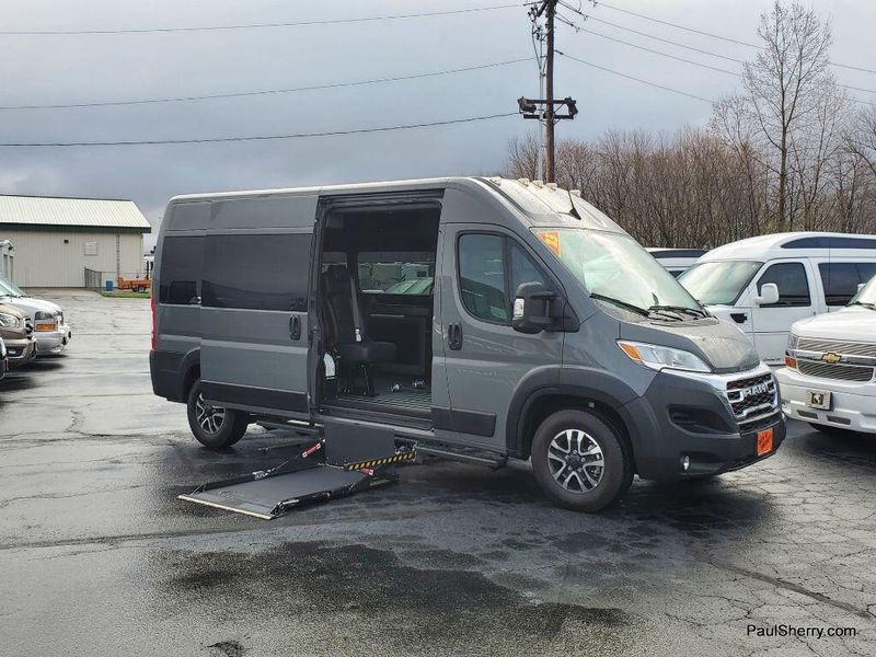 2023 RAM ProMaster 2500 Window Van High Roof 159WBImage 9