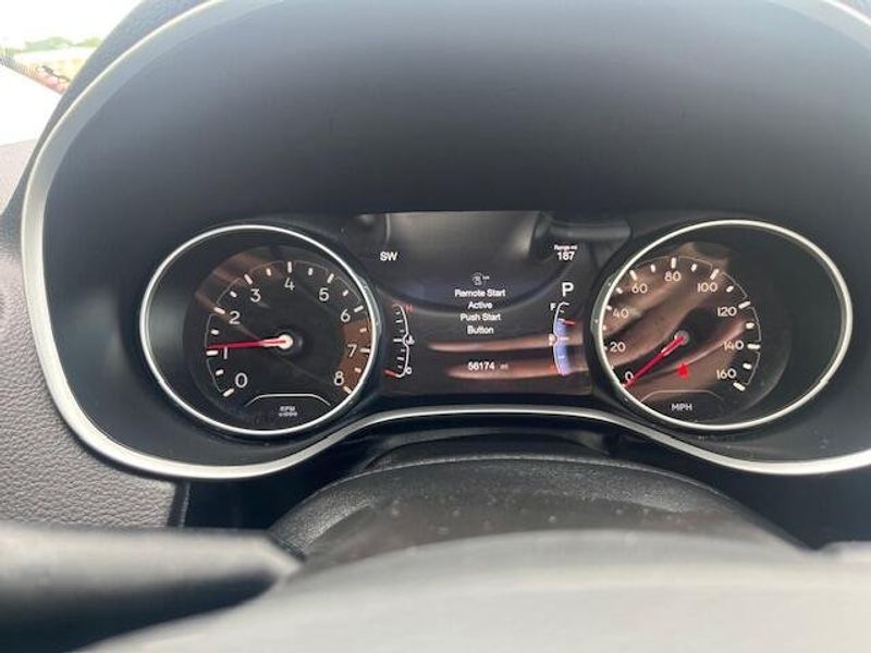 Used 2018 Jeep Compass Image 14