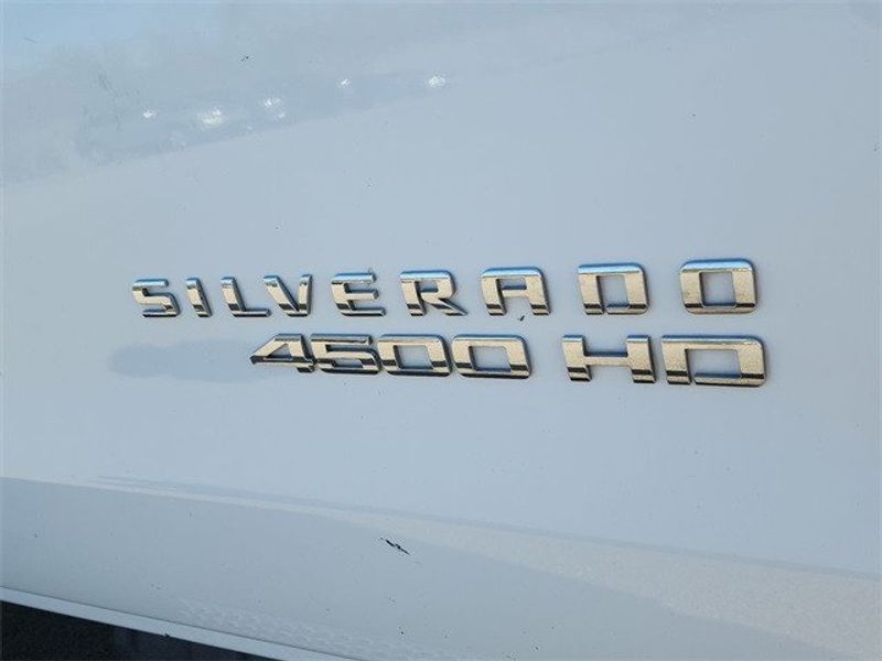 2020 Chevrolet Silverado 4500HD 1WTImage 11