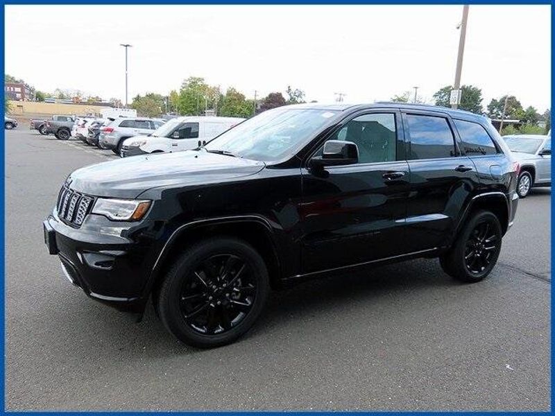 2022 Jeep Grand Cherokee WK Laredo XImage 1