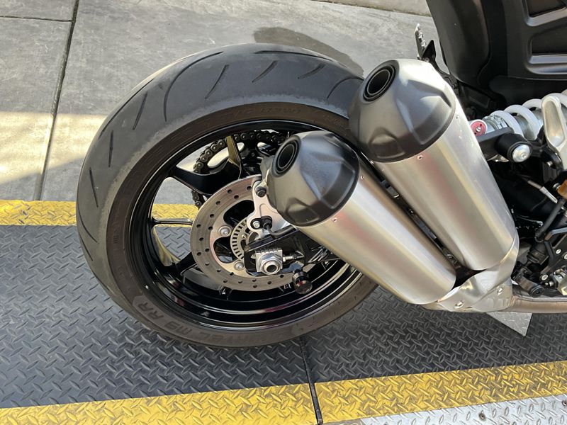 Used 2024 Indian Motorcycle FTR Base Image 13