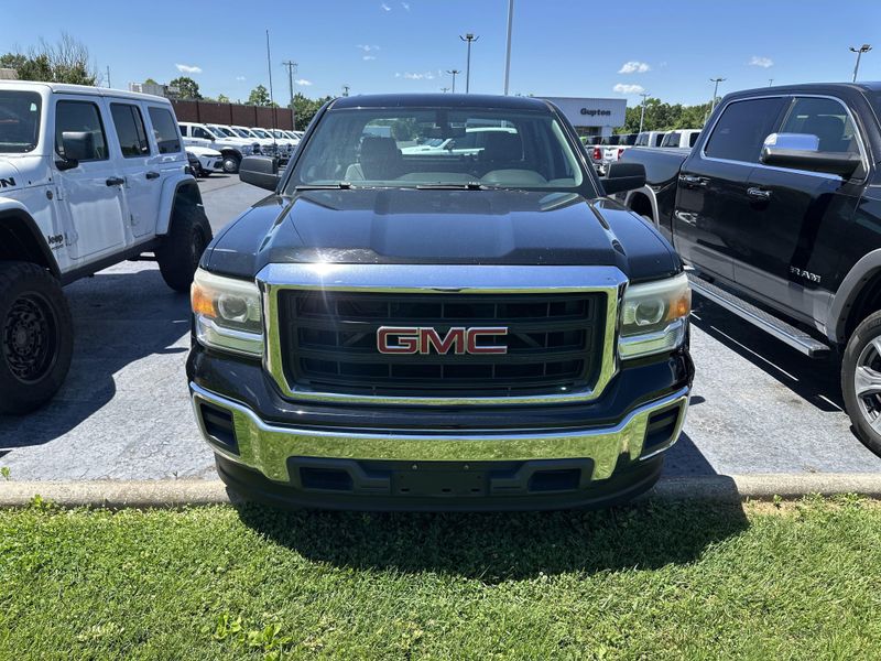 2014 GMC Sierra 1500 Image 2