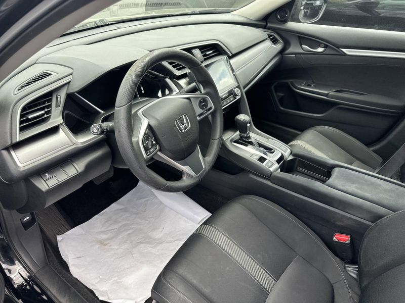 Used 2017 Honda Civic EXImage 18