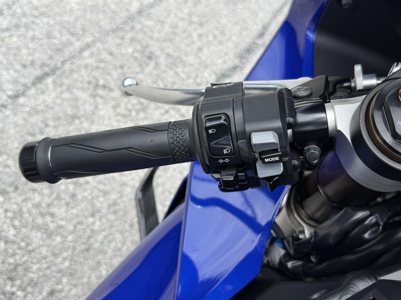 2026 Yamaha YZF-R1