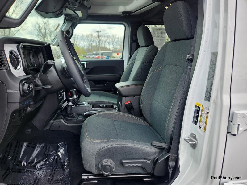 Used 2025 Jeep Wrangler 4xE Sahara