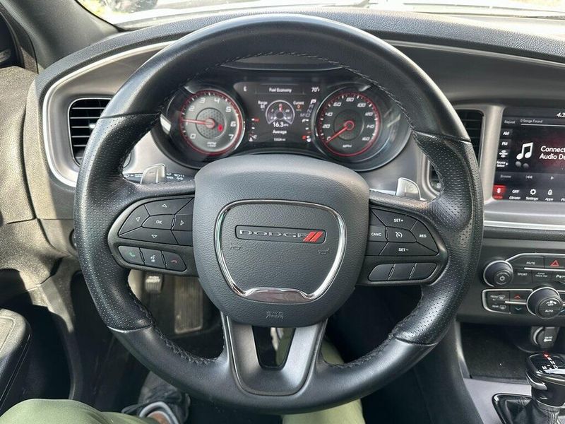 2022 Dodge Charger R/TImage 2