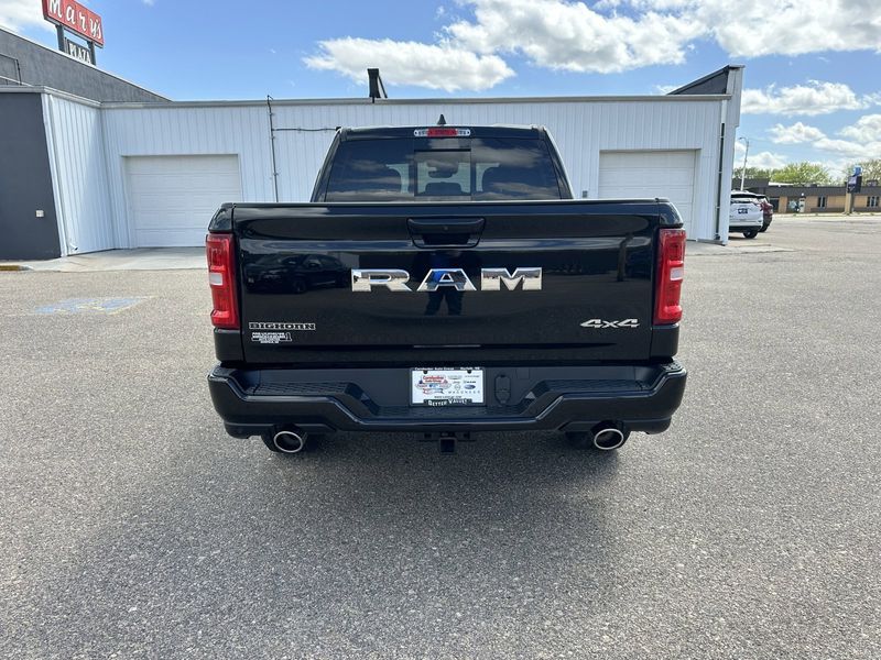 2025 RAM 1500 Big Horn Crew Cab 4x4 5