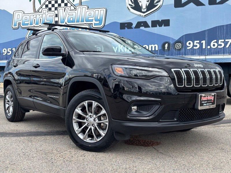 Used 2020 Jeep Cherokee Latitude PlusImage 1
