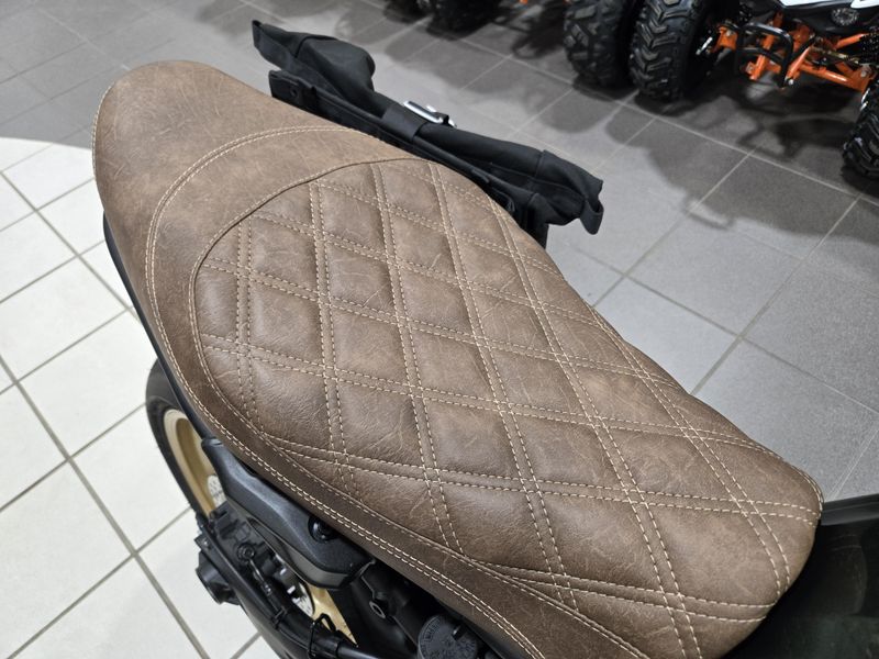 USED 2024 YAMAHA XSR 700 Image 11