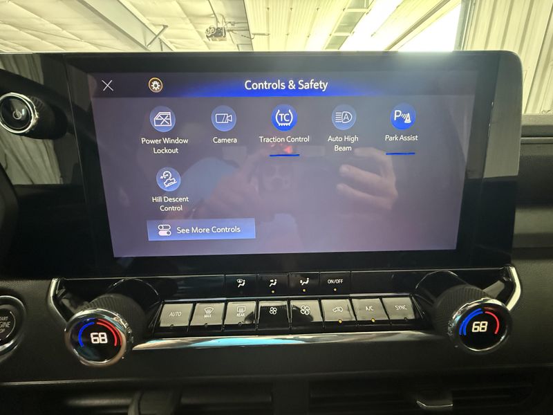 Used 2026 Chevrolet Colorado 4WD Trail BossImage 28