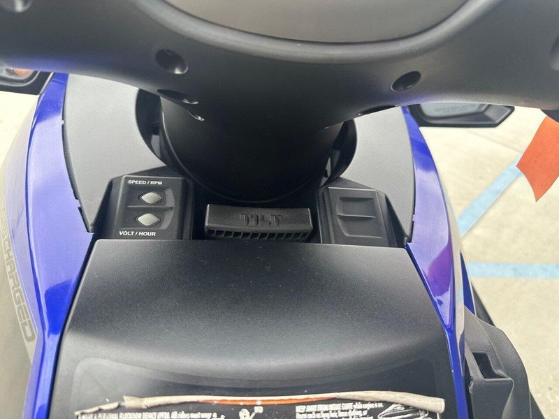 Used 2014 Yamaha FX SVHO - Black/Blue Image 7
