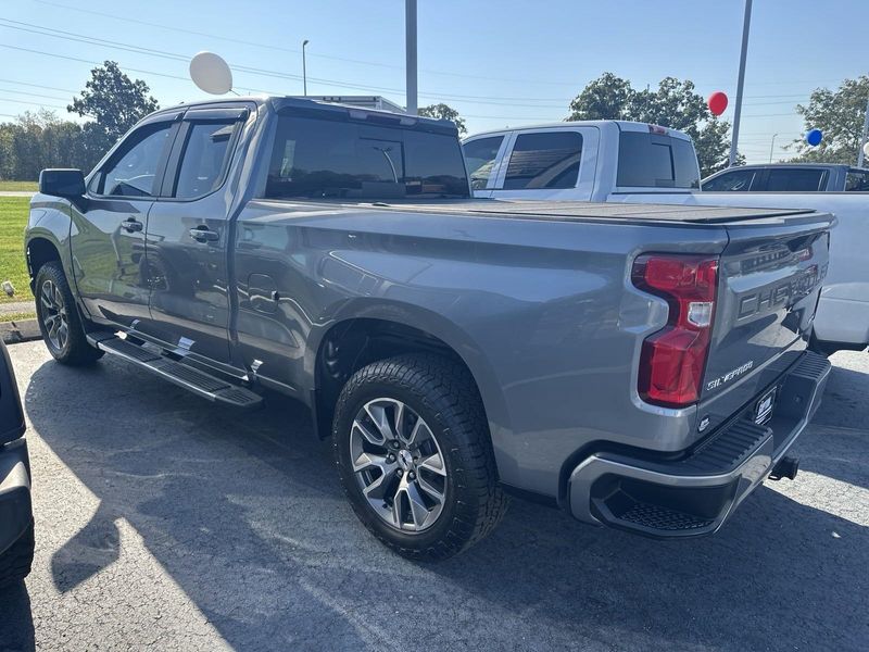 2019 Chevrolet Silverado 1500 RSTImage 10