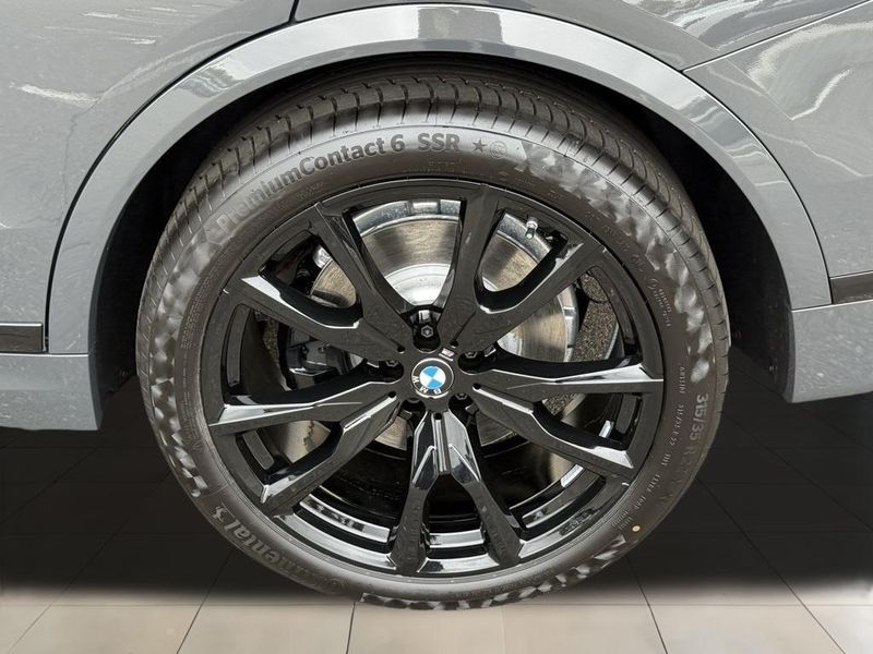2026 BMW X7 xDrive40iImage 17