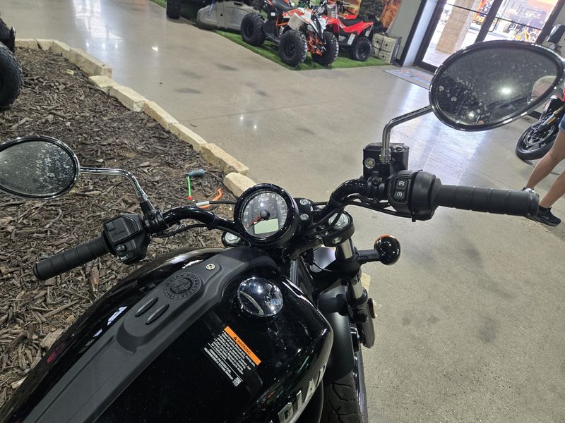 NEW 2025 INDIAN MOTORCYCLE SCOUT BOBBER SIXTY Image 15