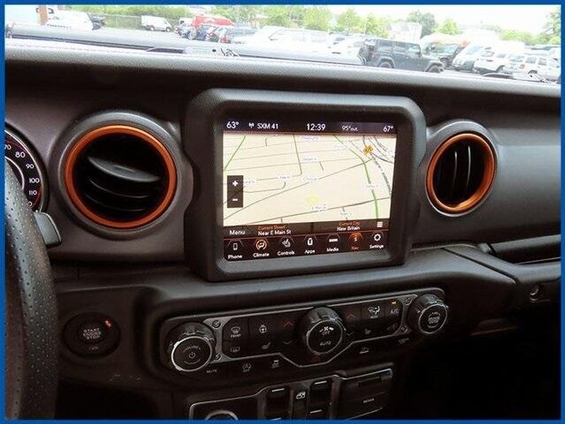 2021 Jeep Gladiator MojaveImage 16